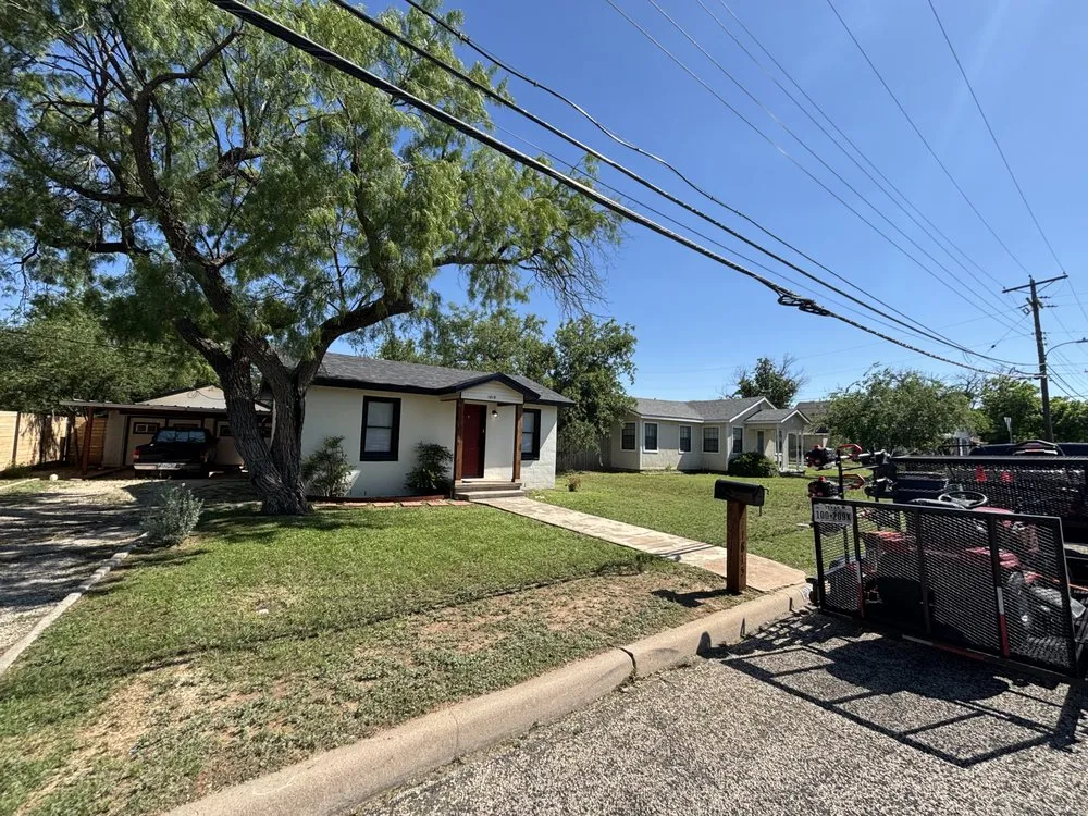 Custom landscape design for year-round maintenance across San Angelo, TX - Wadkinscapes