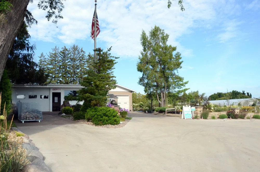 Custom lawn mowing service in Asbury, IA - Wagner Nursery