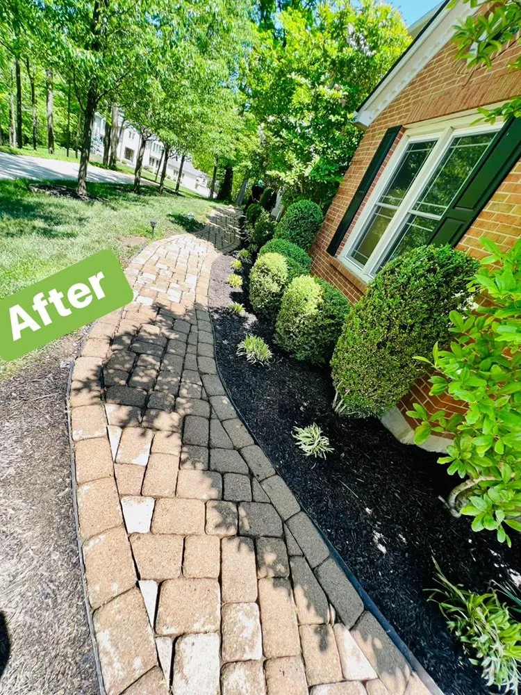 Custom garden landscaping for homes across West Chester, OH - WAI Lawn And Landscape