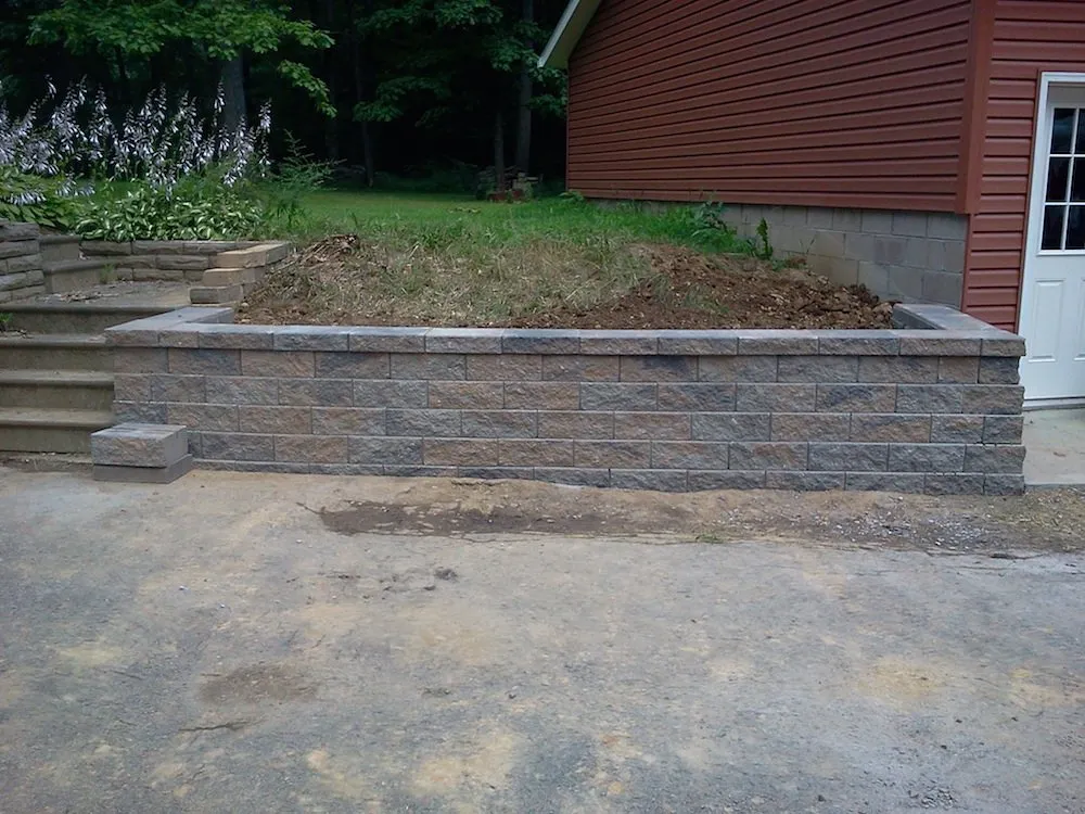 Expert garden landscaping for beautiful yards in Butler, PA by Wain Landscaping