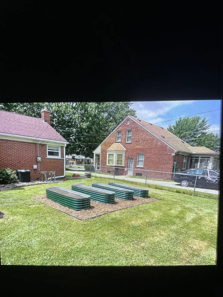 Reliable lawn mowing service for homes across Redford Charter Twp, MI - Wakefields Complete Outdoor Service's