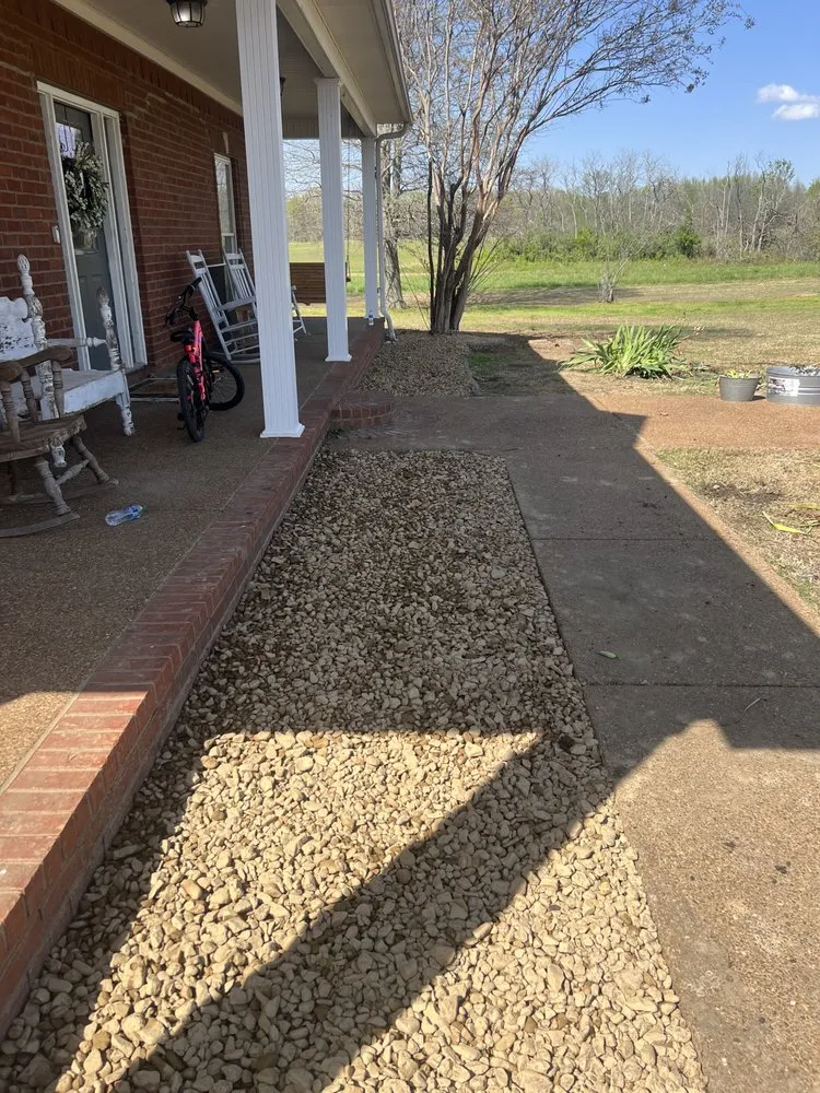 Affordable garden landscaping in Ripley, TN by Wakefield’s L&L Services