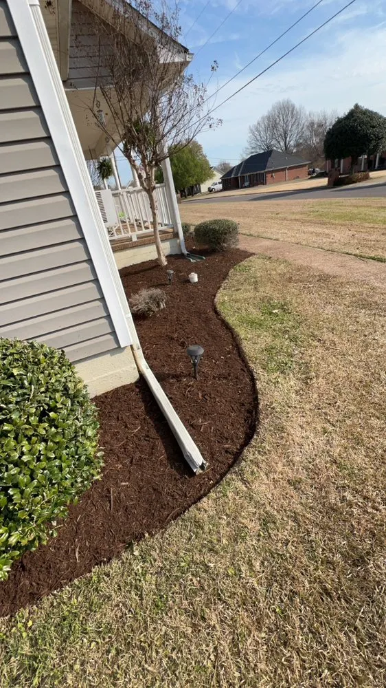 Custom garden landscaping in Ripley, TN - Wakefield’s L&L Services