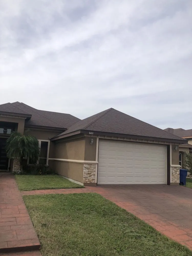 Local landscaping services for residential properties across pharr, TX - Waldo’s Lawn Care Service