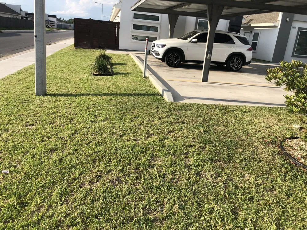 Custom garden landscaping in pharr, TX - Waldo’s Lawn Care Service
