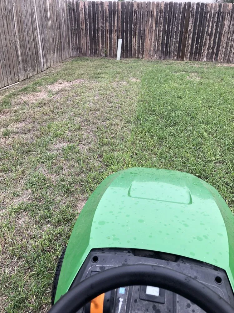 Professional residential landscaping for homes in pharr, TX by Waldo’s Lawn Care Service