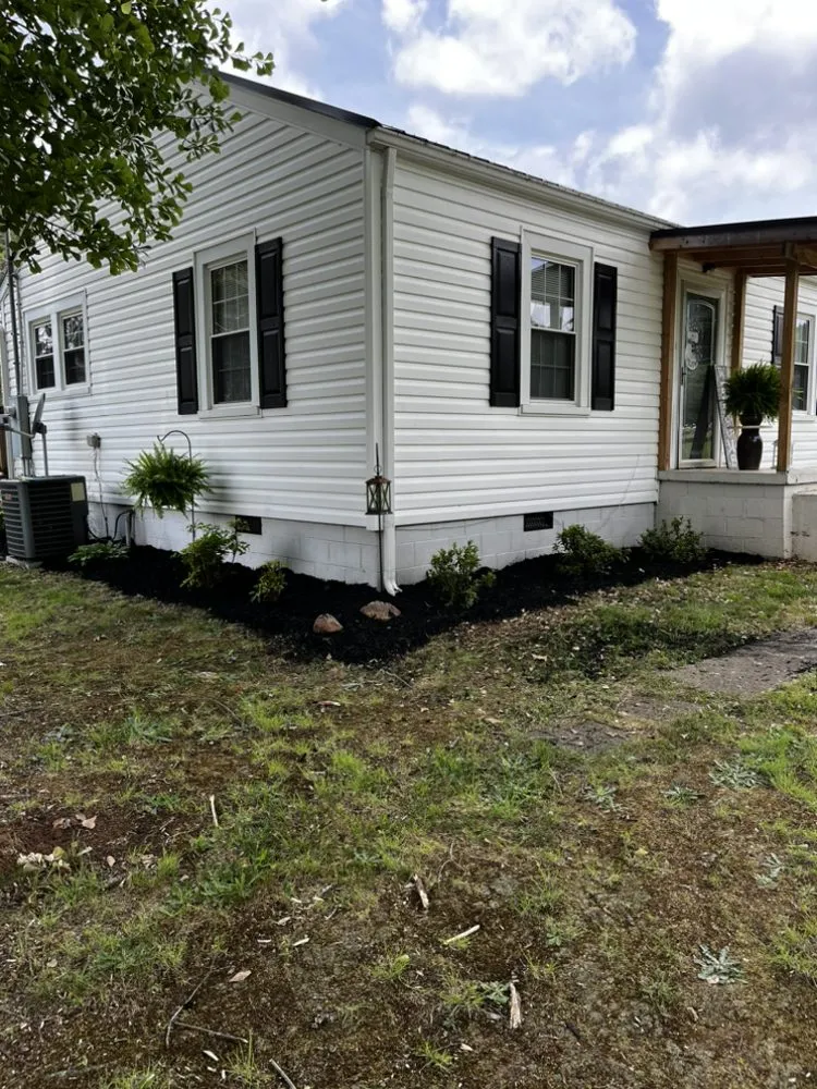 Trusted garden landscaping experts serving Rutherfordton, NC - Walker & McCraw Landscaping