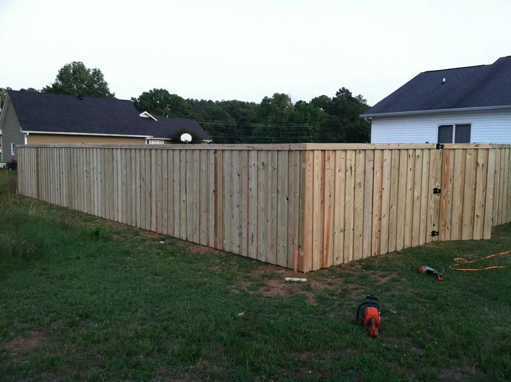 Local yard maintenance in Rome, GA - Walker Landscape & Fence
