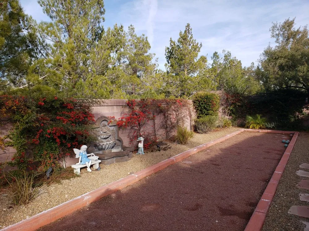 Professional yard maintenance experts serving Las Vegas, NV - Walker Landscape Maintenance