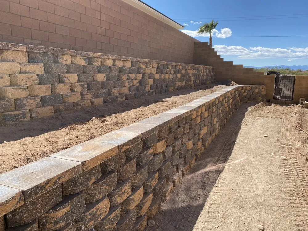 Affordable yard maintenance experts serving Las Vegas, NV - Walker Landscape Maintenance