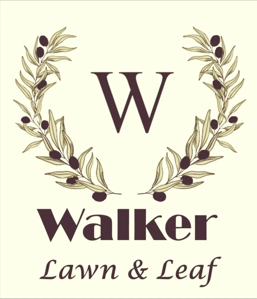 Custom yard maintenance for homes in Jonesboro, AR by Walker Lawn & Leaf