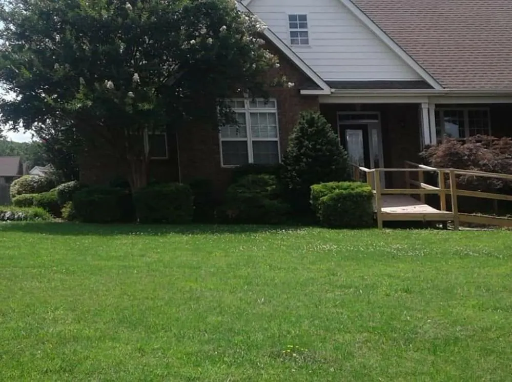 Local yard cleanup service experts serving Tullahoma, TN - Walker Lawn Care