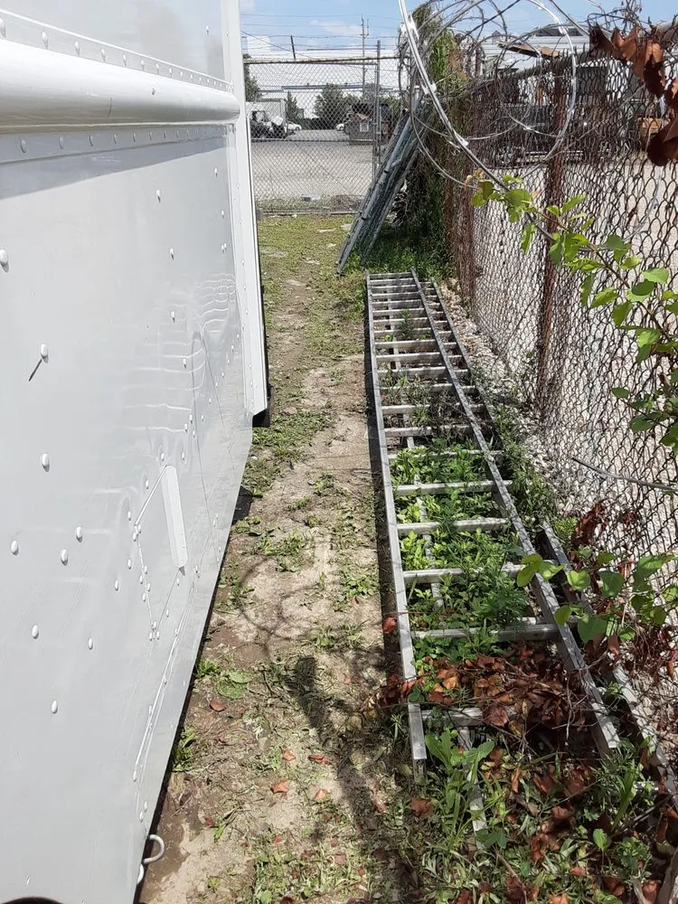 Professional lawn mowing service in Bronx, NY - Walkers Landscaping and Lawn Care