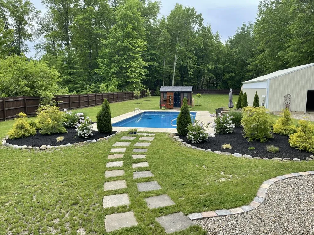 Expert yard cleanup service in Oberlin, OH by Walkers Landscaping