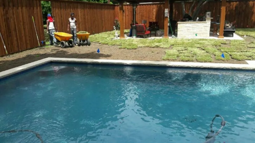 Expert landscaping services in Duncanville, TX - Walker's Lawn & Gardens