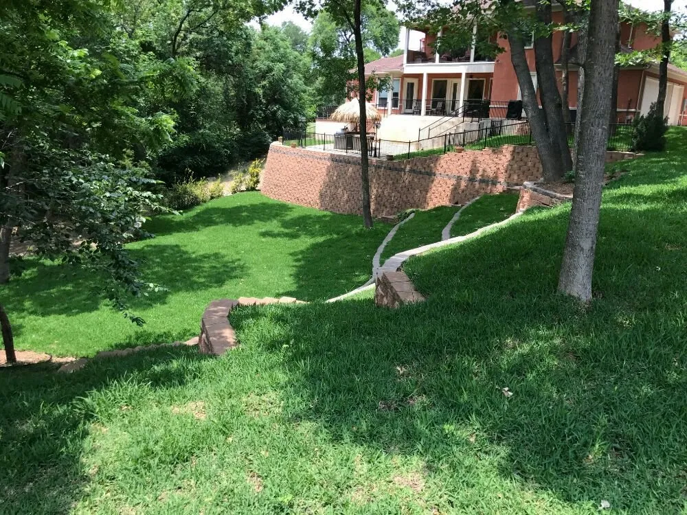Local lawn care service in Duncanville, TX - Walker's Lawn & Gardens