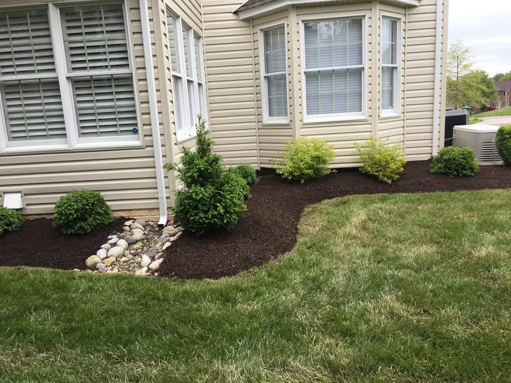 Affordable yard cleanup service in Damascus, MD - Walker's Lawn & Landscaping