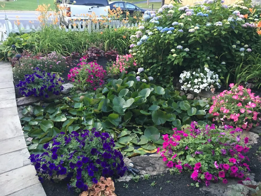 Affordable outdoor landscaping in Damascus, MD by Walker's Lawn & Landscaping