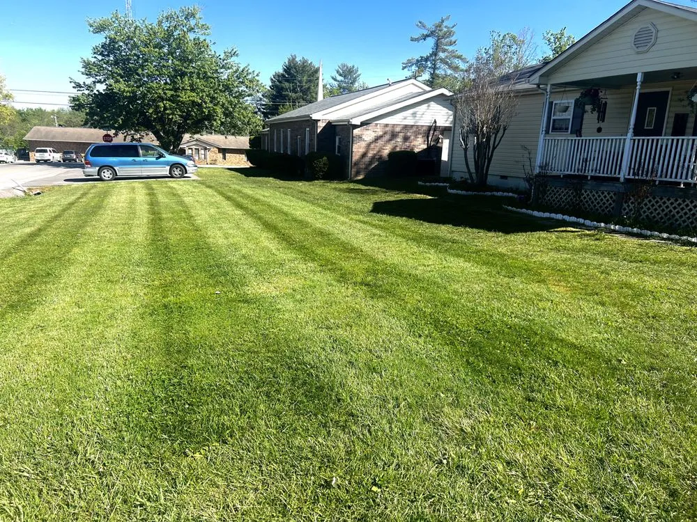 Custom lawn care service in Crossville, TN by Walkers Lawn Care