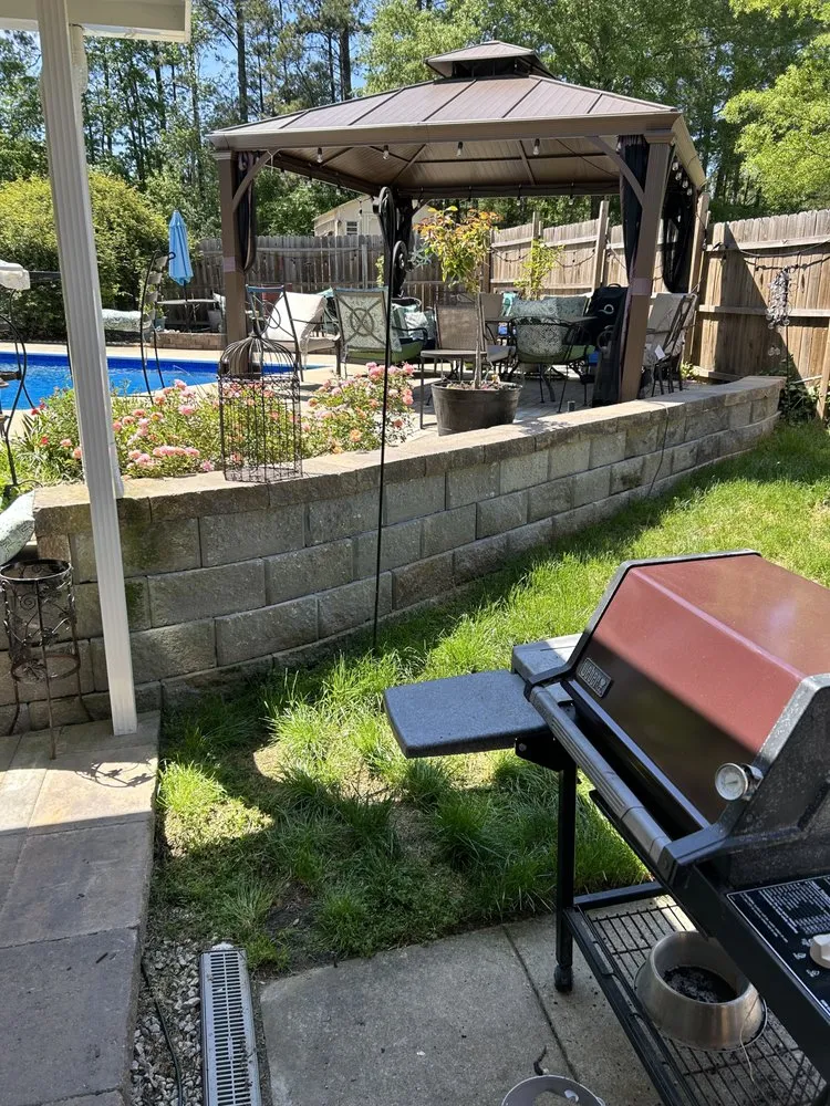 Custom garden landscaping experts serving Lancaster, SC - Walkers Lawncare