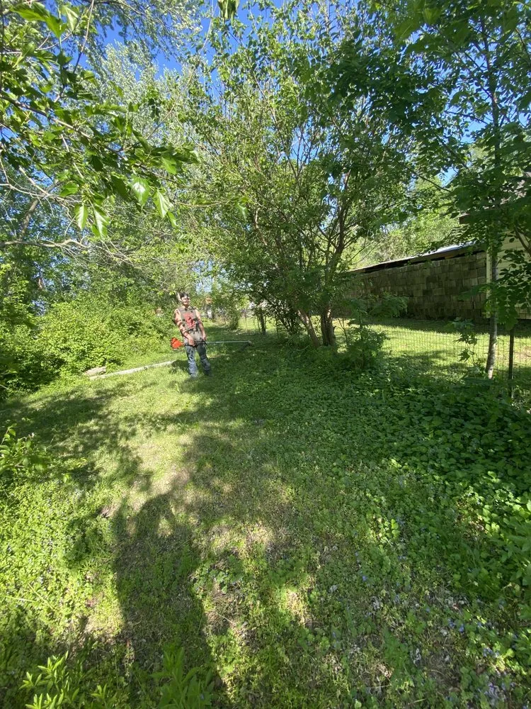 Custom landscaping services in Eldon, MO by Walkers Outdoor Service