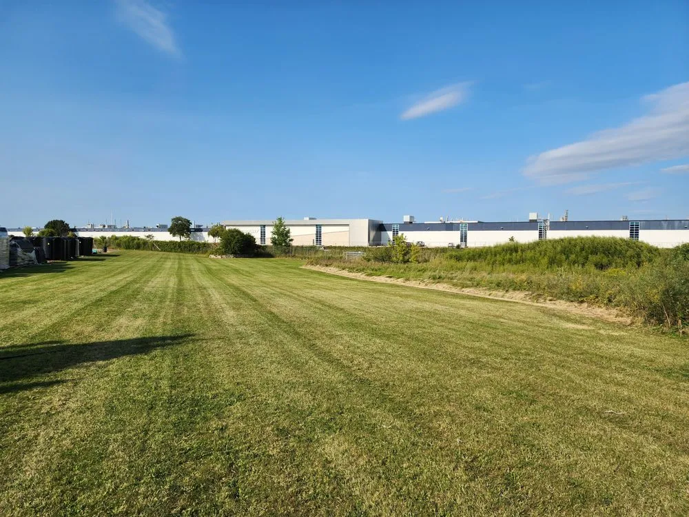 Custom yard cleanup service in Waupun, WI by Walker’s Quality Lawn Service