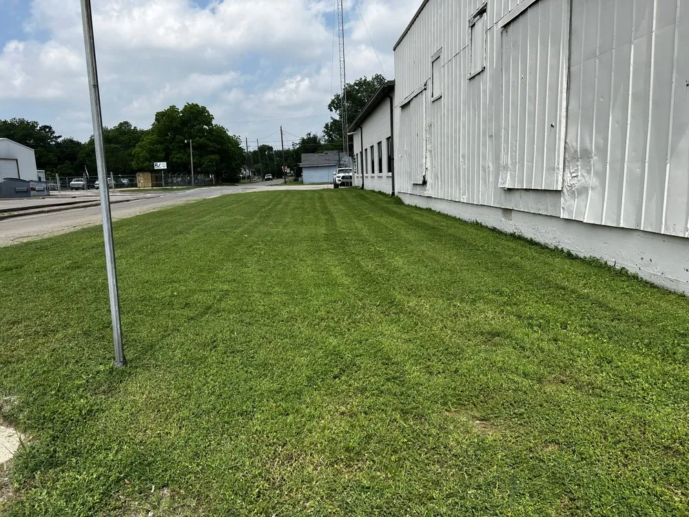 Local landscaping services for residential properties across Ardmore, OK - Wall Lawn Service