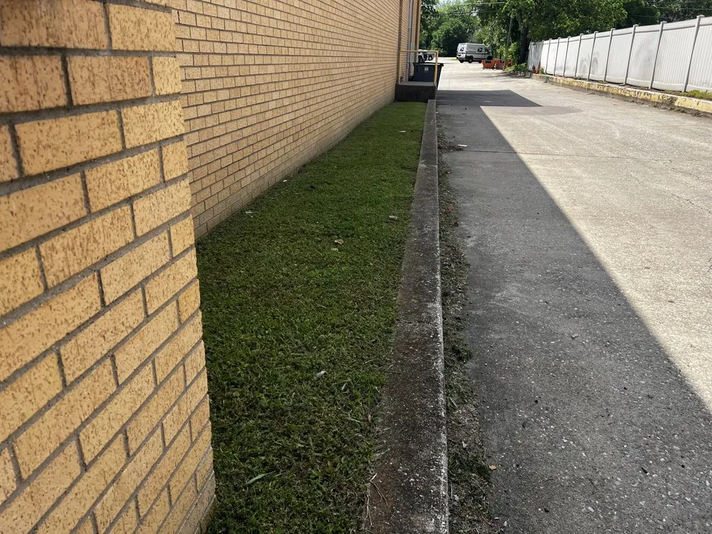 Trusted landscape design experts serving Ardmore, OK - Wall Lawn Service