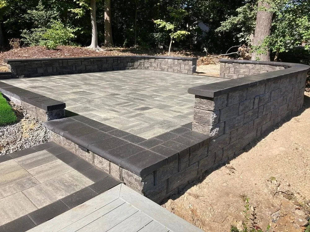 Expert outdoor landscaping experts serving Sandston, VA - Wall Stone
