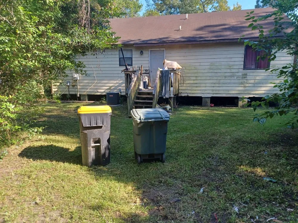 Professional outdoor landscaping in Hinesville, GA - Wallace Commercial & Residential Landscaping .