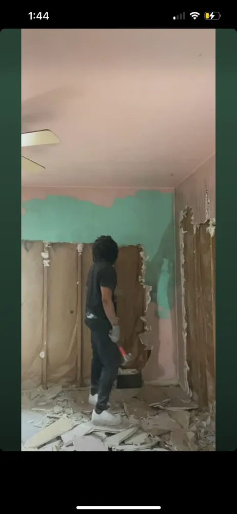 Expert residential landscaping experts serving Milwaukee, WI - Wallace Construction and Landscape