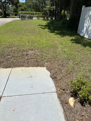 Wallace Landscape & Lawncare Logo