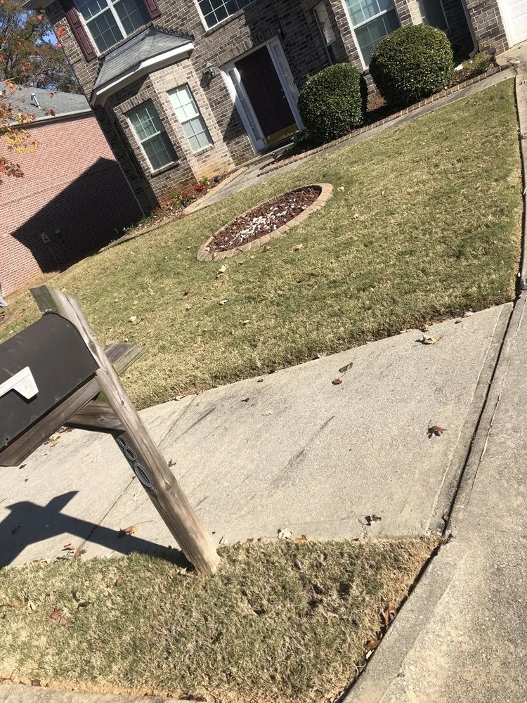 Affordable residential landscaping experts serving Lawrenceville, GA - Wallace Lawn Care