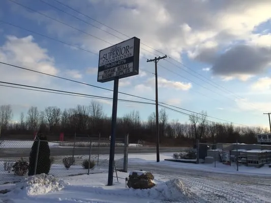 Wallaces Superior Outdoor Services Logo