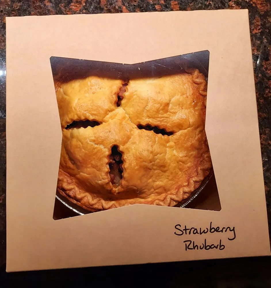 Custom yard cleanup service in Kennebunk, ME by Wallingford Farm