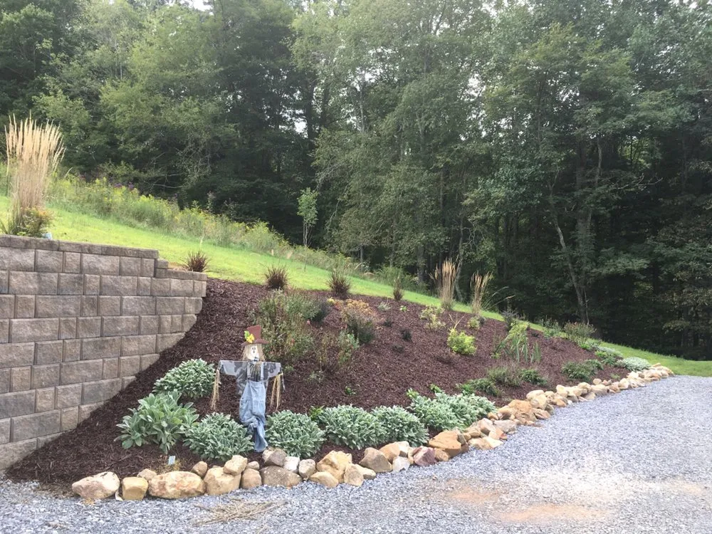 Expert garden landscaping in Damascus, VA by Walls Lawn and Homecare