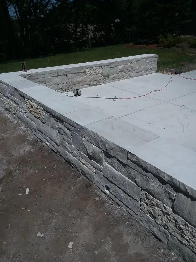 Top-rated yard maintenance in Eau Claire, WI by WallScapes