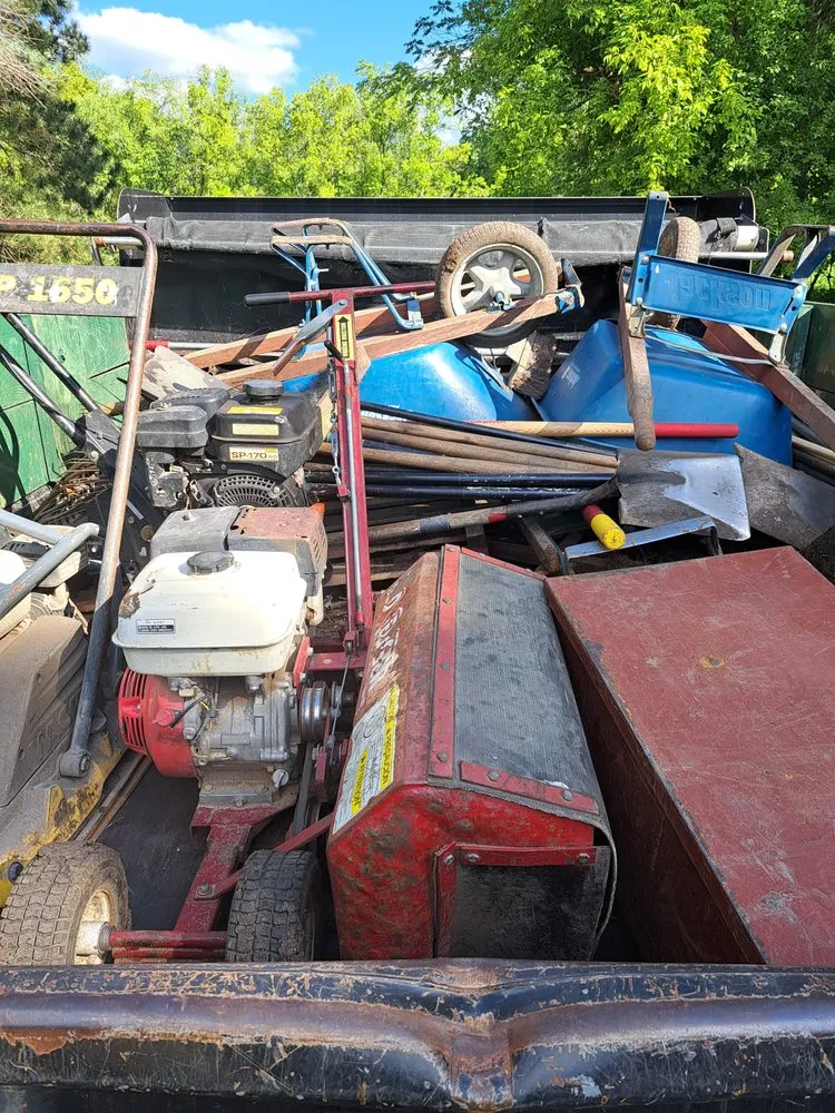 Custom yard maintenance in Eau Claire, WI - WallScapes