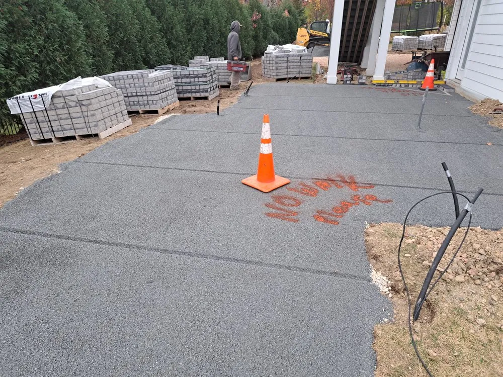 Top-rated landscaping services in Eau Claire, WI by WallScapes