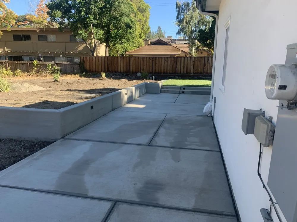 Affordable outdoor landscaping for beautiful yards in Concord, CA by Walnut Creek Landscaping