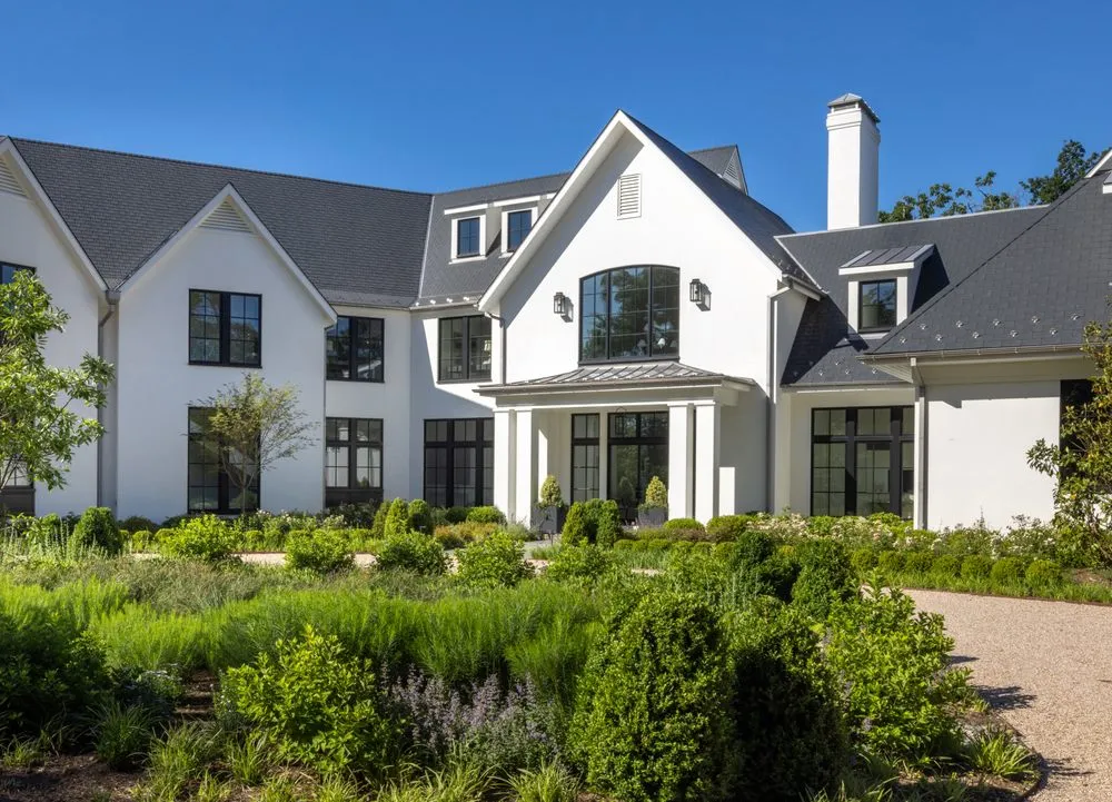 Professional lawn care service for homes across Annapolis, MD - Walnut Hill Landscape Company