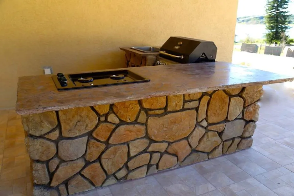 Professional landscape design experts serving Rochester, NY - Walsh Custom Concepts