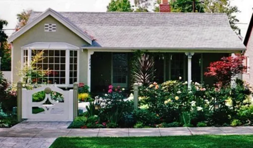 Reliable yard cleanup service experts serving Monrovia, CA - Walter Fouts Landscaping