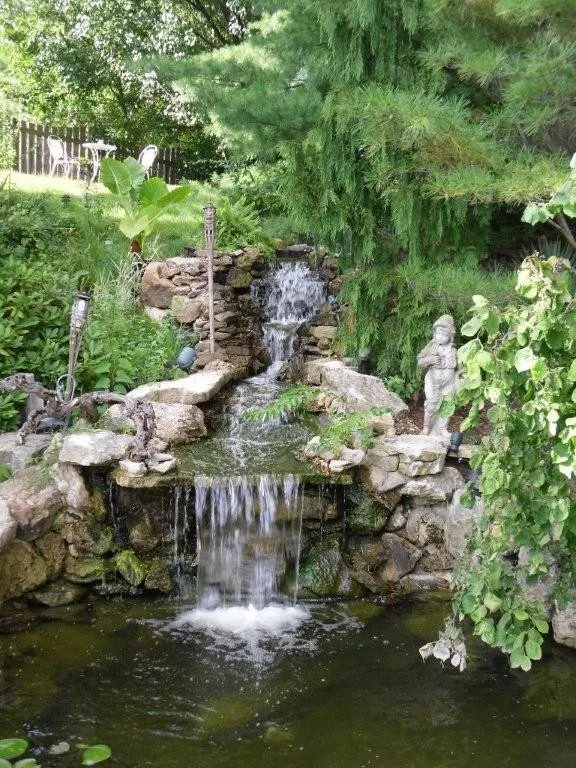 Affordable landscaping services experts serving Arnold, MO - Walter Knoll Florist
