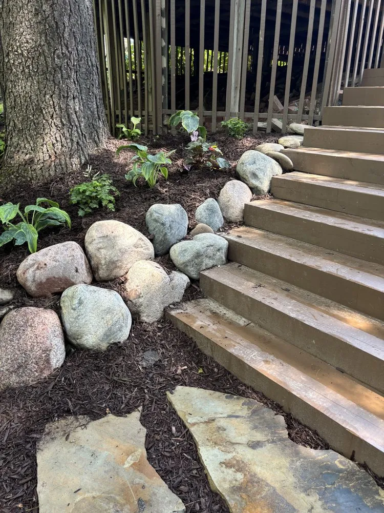 Affordable residential landscaping in Ofallon, IL - Walter Landscaping