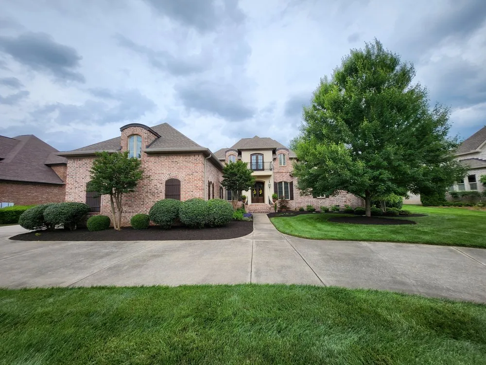 Local yard maintenance in Murfreesboro, TN - Walters Bros