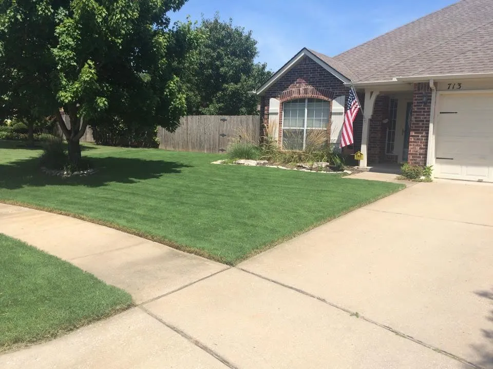 Local yard cleanup service in Broken Arrow, OK by Walter's Lawn & Outdoor