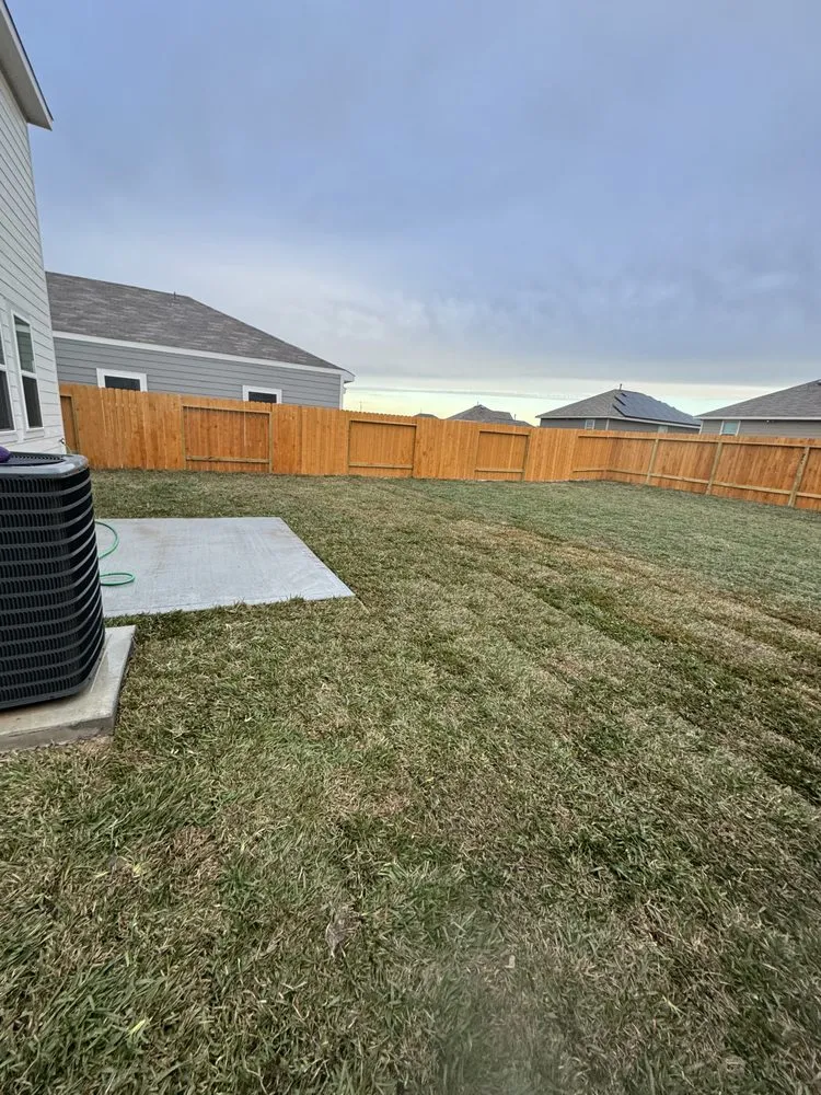 Affordable yard cleanup service in Friendswood, TX - Walters Lawn Care Services