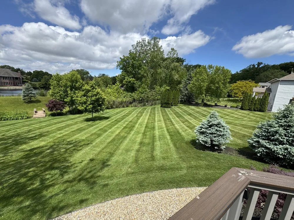 Top-rated garden landscaping in Sandusky, OH by Walton's Cutting Crew Lawn Service