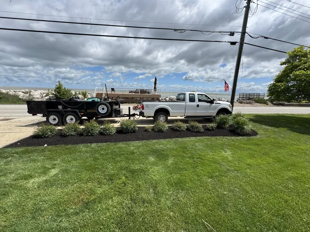Custom landscaping services experts serving Sandusky, OH - Walton's Cutting Crew Lawn Service